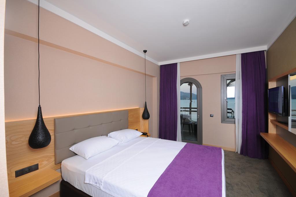 Candan Citybeach Hotel Marmaris Exteriör bild